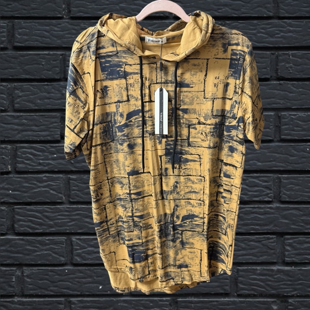 Yininf men’s size medium short sleeve hoodie
T-shirt toffee brown black new